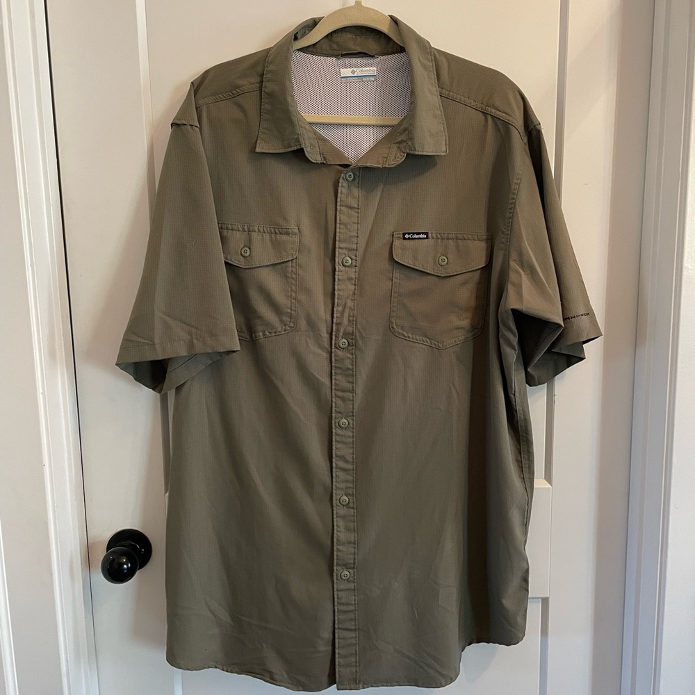 Columbia Tall button up shirt